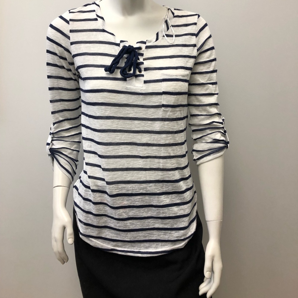 Pleione Stripe shirt SZ medium